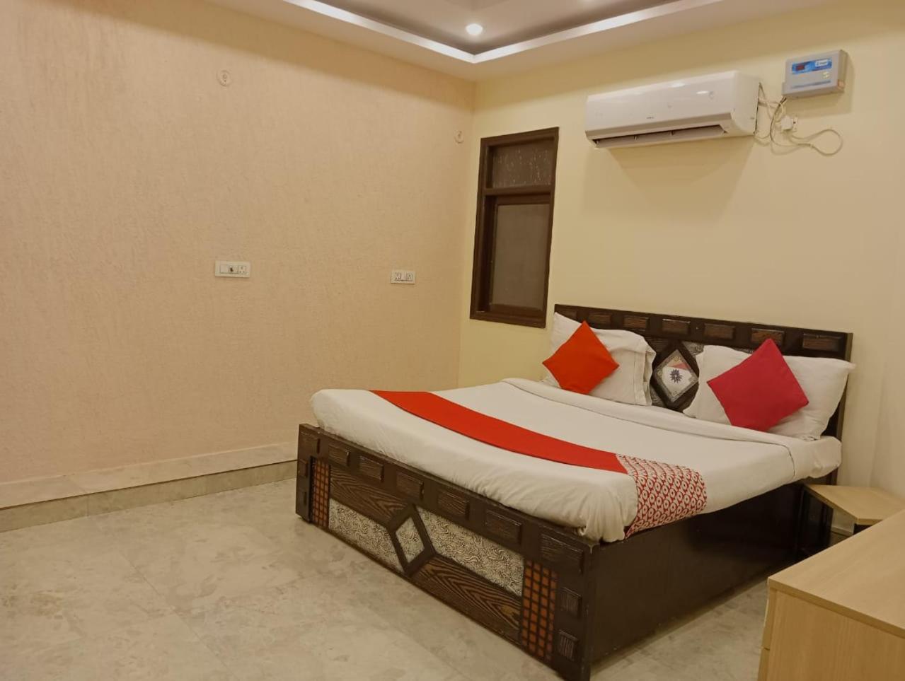 Hotel Raj Residency New Delhi