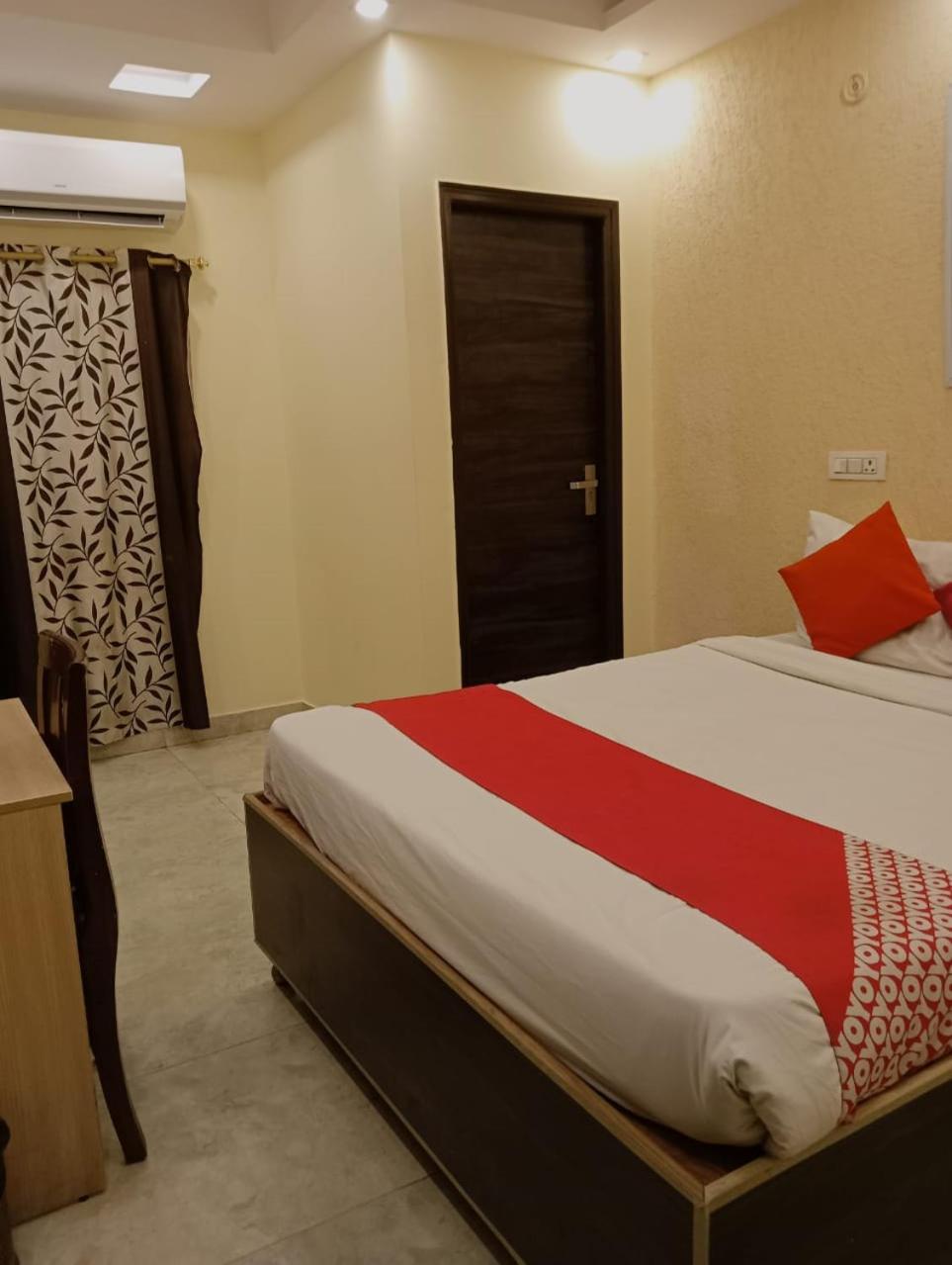 Raj Residency * New Delhi