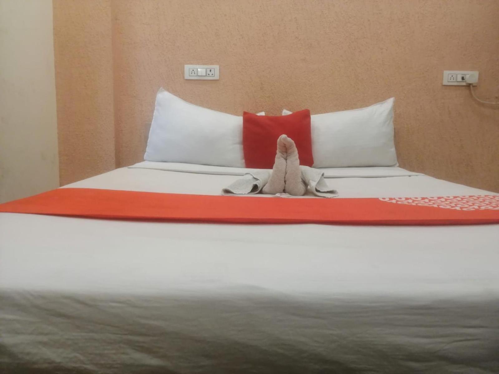 Hotel Raj Residency