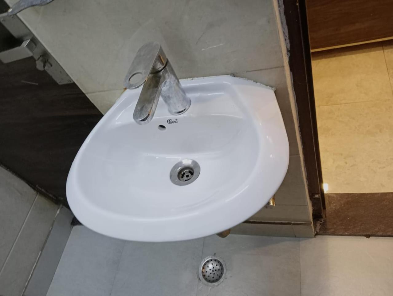 Raj Residency * New Delhi